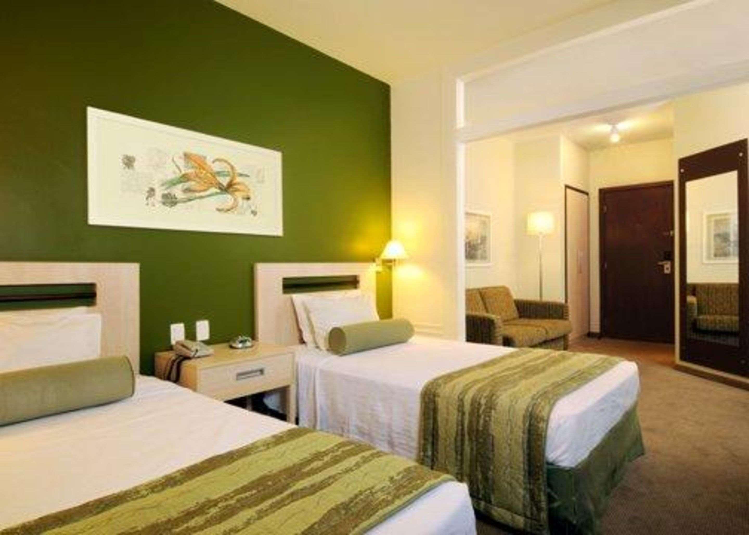 Hotel Ibis Styles Alphaville 3*
