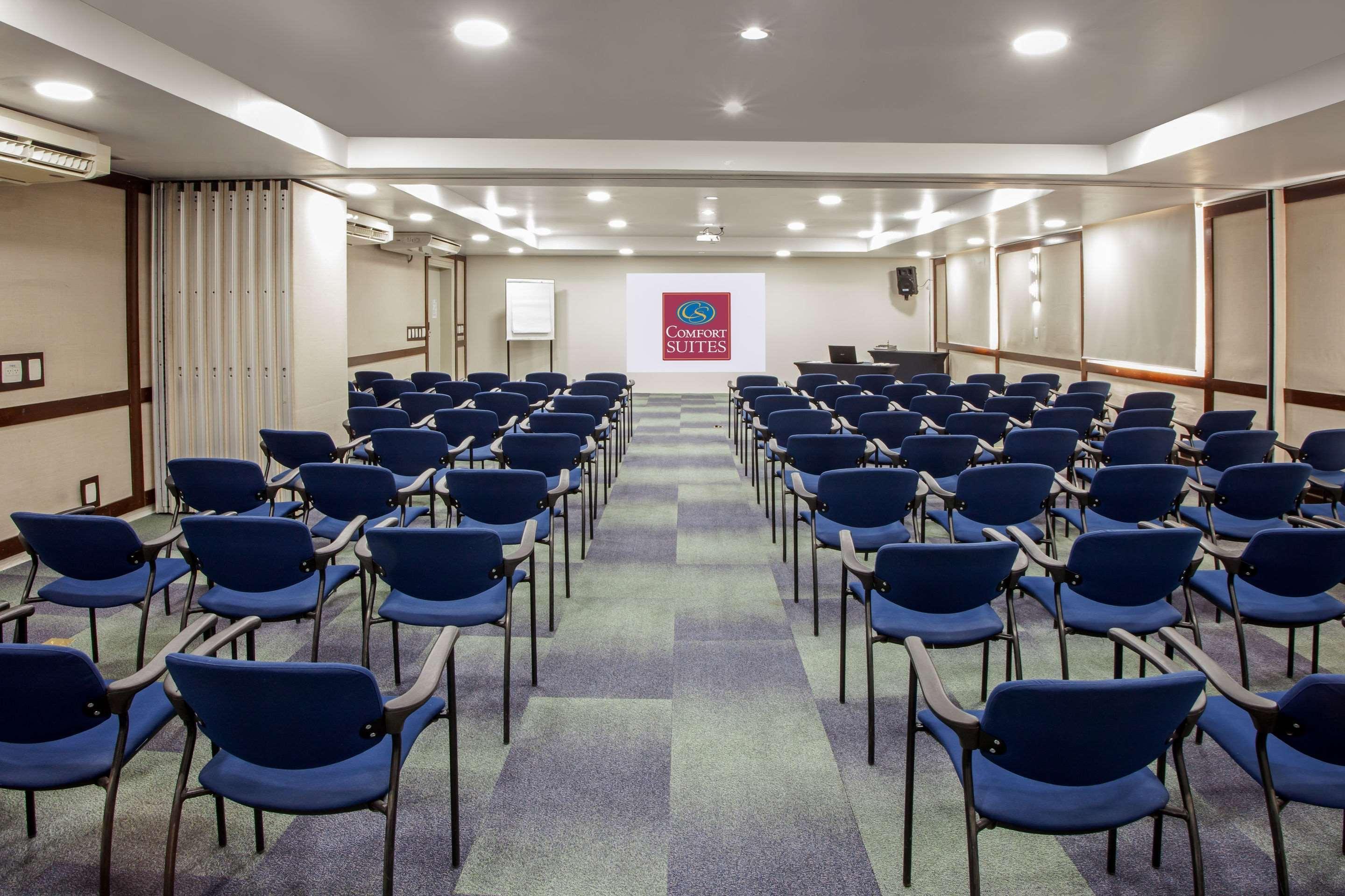 Ibis Styles Alphaville Hotel 3*